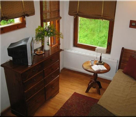 Castle Cottage Bed & Breakfast Belogradtsjik Buitenkant foto